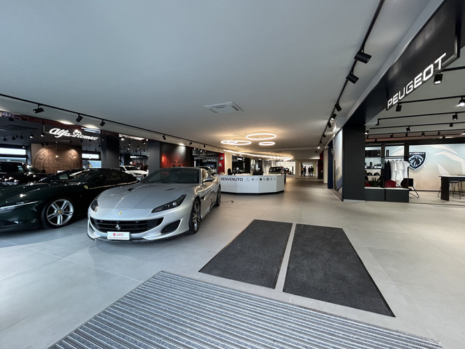 dealer showroom